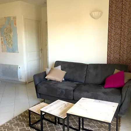 Ajaccio - L'appartement De Cesari Апартаменты *